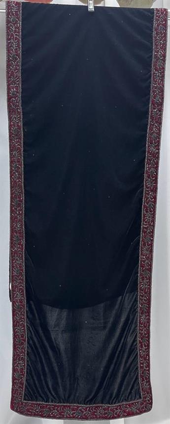Black/Maroon