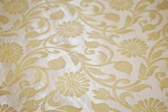 Beige/gold