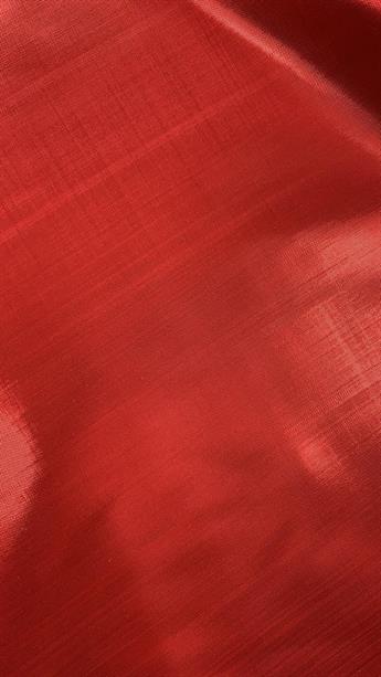 Col 112 Red Lamees