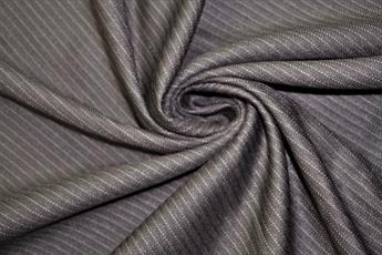 COL4 Suiting