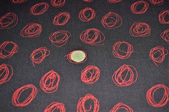 BLACK/RED