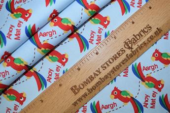 .100% Cotton .Ideal for crafts/Quilting .Size: 46 x 56cm (18 x 22 inches) .Complementary patterns to