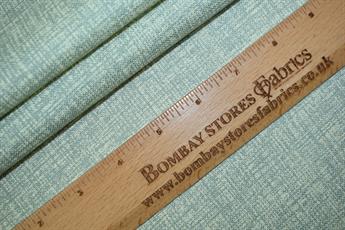 .100% Cotton .Ideal for crafts/Quilting .Size: 46 x 56cm (18 x 22 inches) .Complementary patterns to