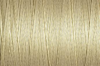 928 - Cream V2 Cotton Guterman Natural 800m