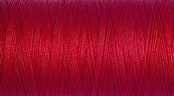 156 - Red Gutermann Sew All Thread 250m.