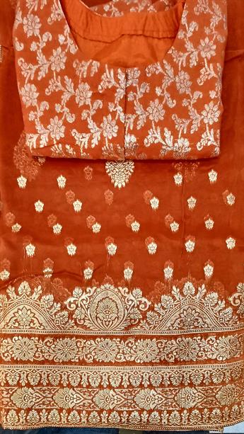 BURNT ORANGE