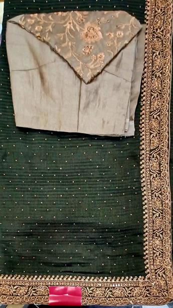 OLIVE GREEN