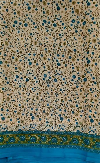 Beige/Blue