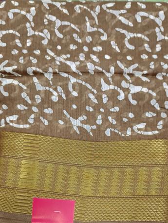 LIGHT BROWN