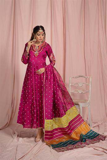 magenta pink