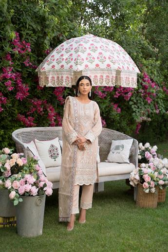 3pc- Stunning chiffon kameez with pearl,thread and tilla embroidery work all over the kameez.
Organ
