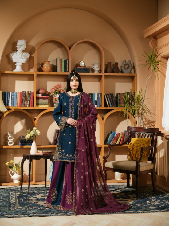 Full Embroidered Cambric Cotton Shirt.
Beautiful Fully Embroidered Plazo.
Full Embroidered Dupatta