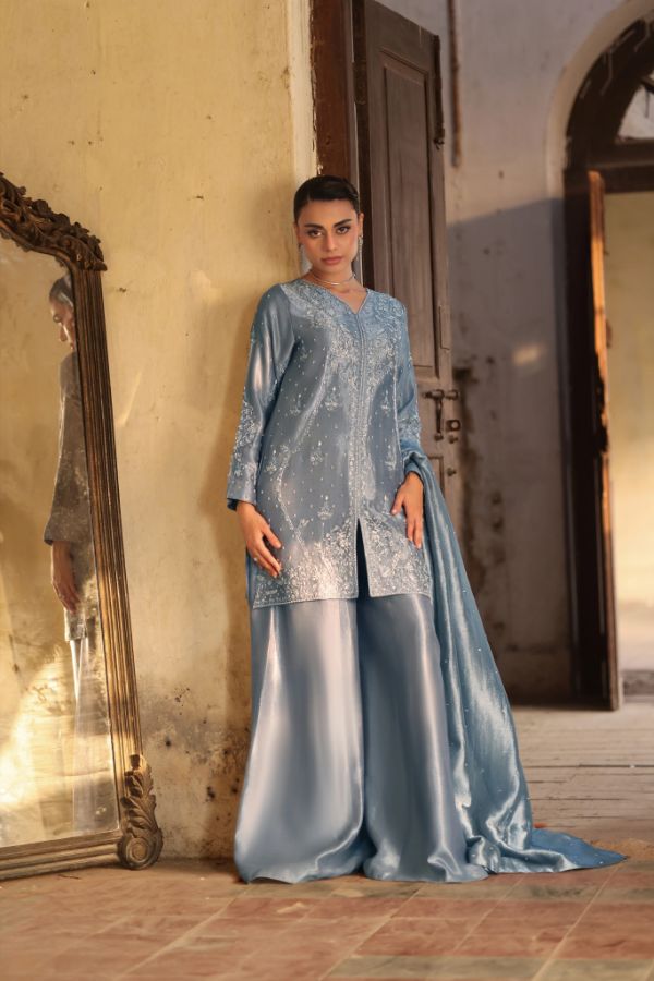 Embroidered Straight-Cut Meher