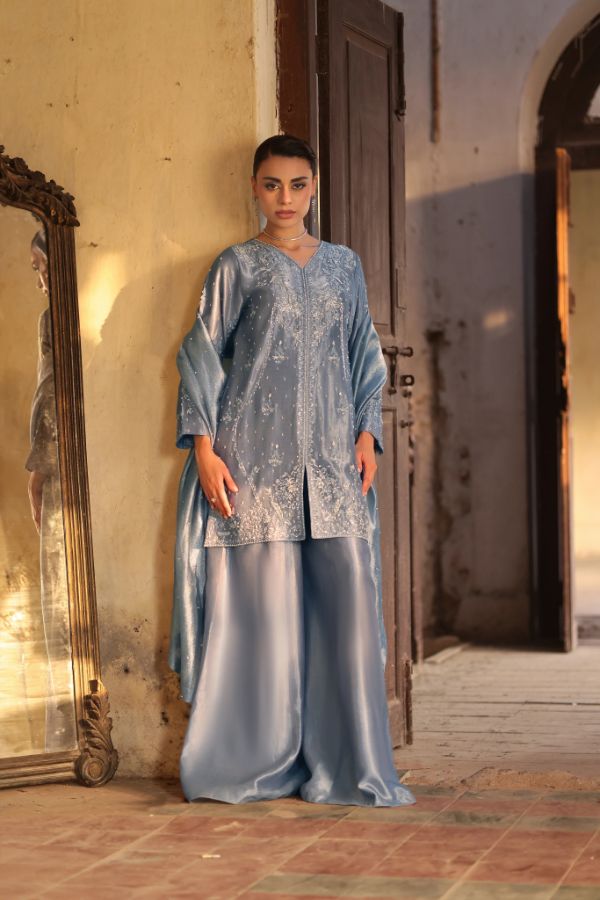 Embroidered Straight-Cut Meher