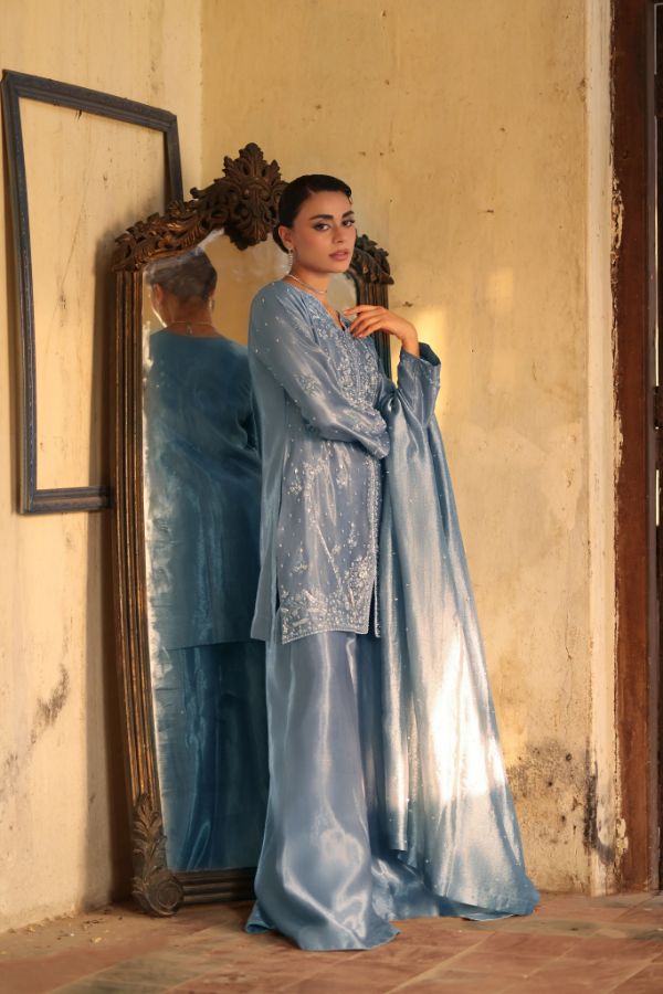 Embroidered Straight-Cut Meher