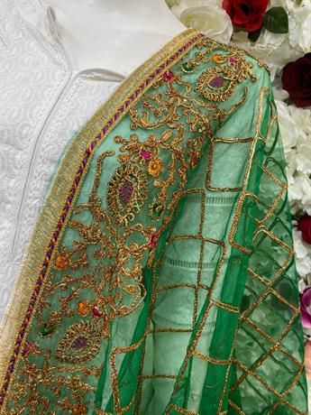 Green Shawls and Scarves