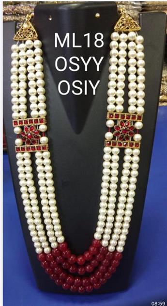 Ivory/maroon