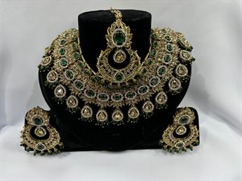 EMERALD GREEN