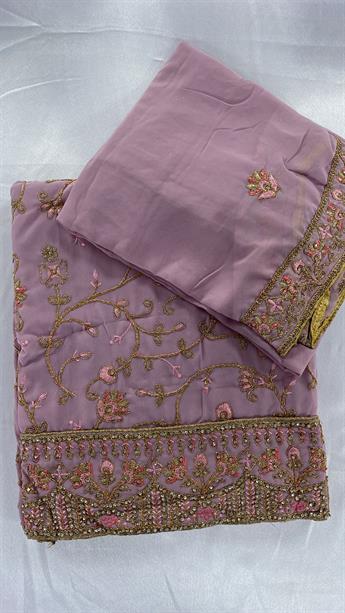 DUSKY PINK