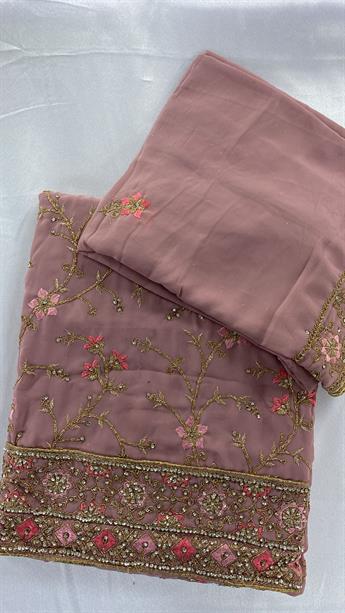 DUSKY PINK