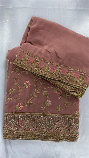 DUSKY PINK