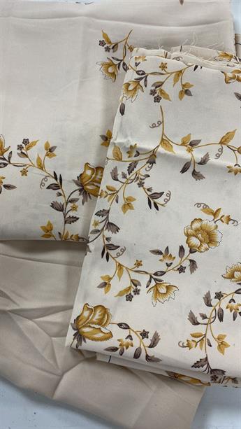 Beige/gold