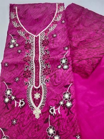 HOT PINK