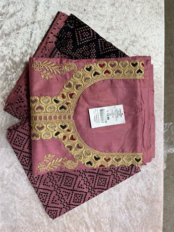DUSKY PINK