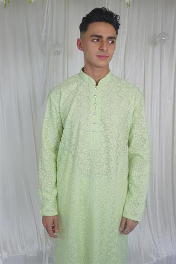 Lucknowi chicken kurta with pyjama