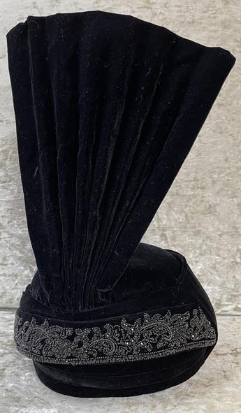 Black Embroidered Mens Turban