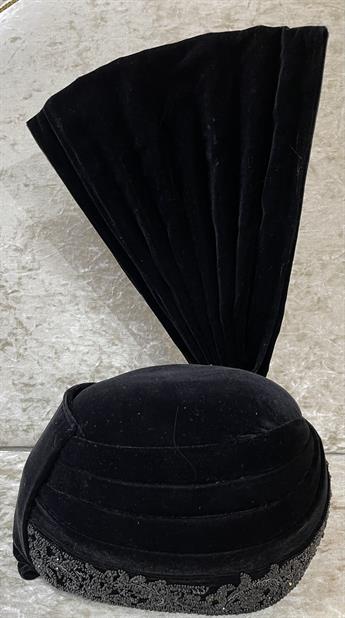 Black Embroidered Mens Turban
