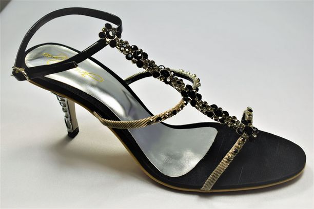 Black Ladies Sandals with Rhinestone Embellishment