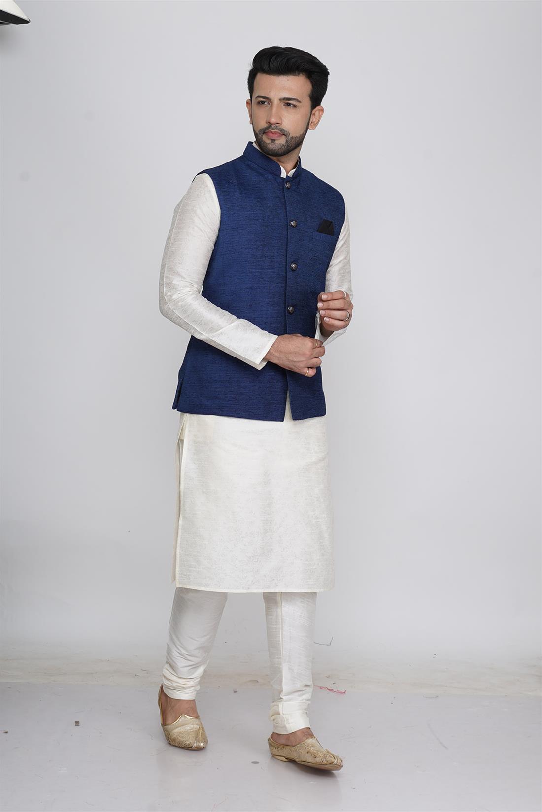 Create that simple but elegant look with our new codroye waistcoat with matching buttons{Buttons may