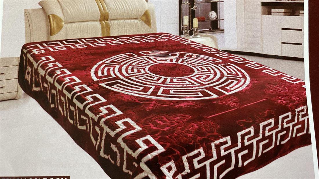 Maroon Super King Blanket Size 200/240