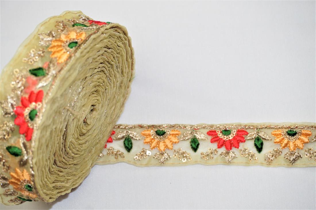 COL1 Indian Vintage Style Lace