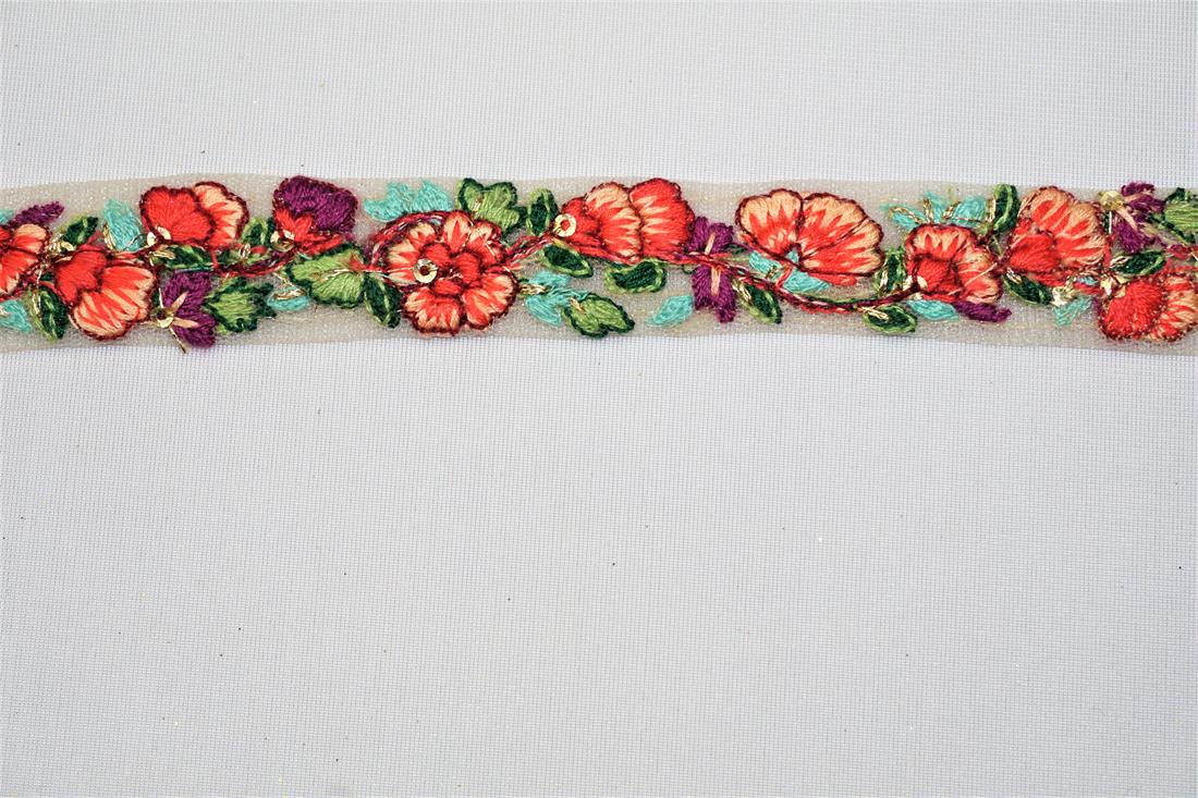 COL1 Indian Vintage Style Lace