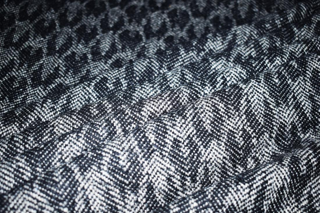 Black & Grey Printed Wool, 150cm, Width