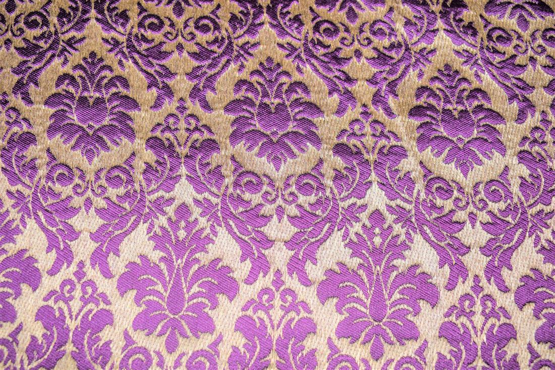 Majenta Brocade