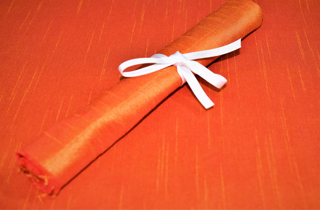 COL 1 Art Dupion Fat Quarters