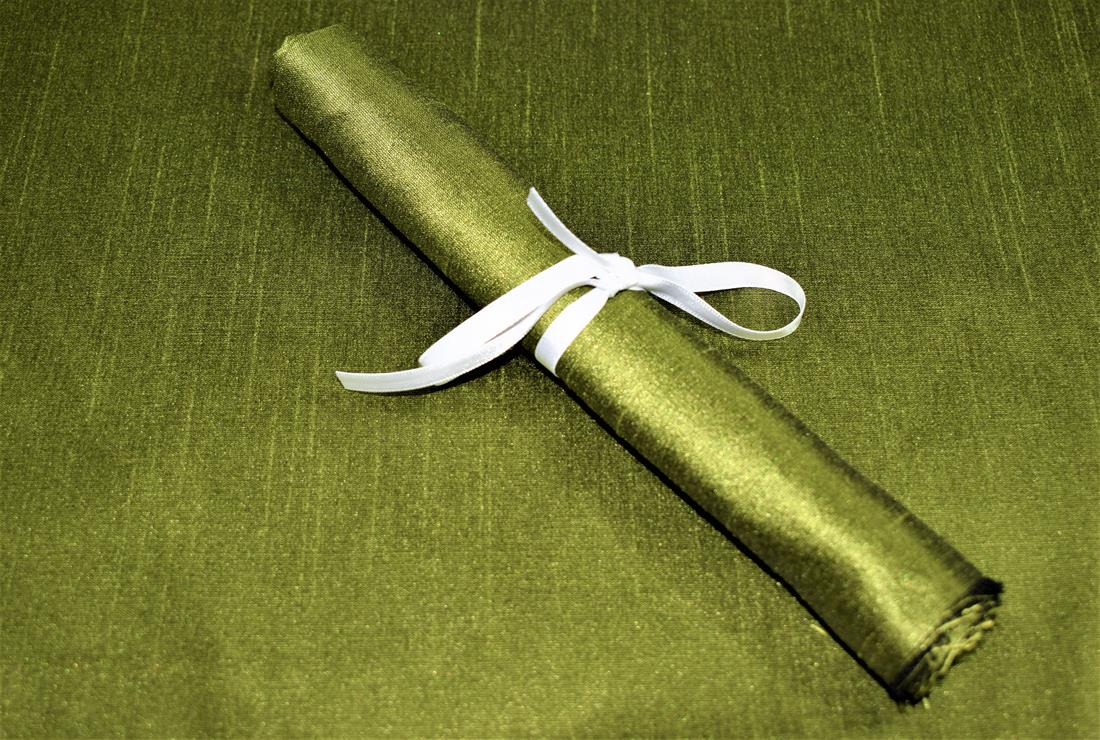 COL 19 Art Dupion Fat Quarters