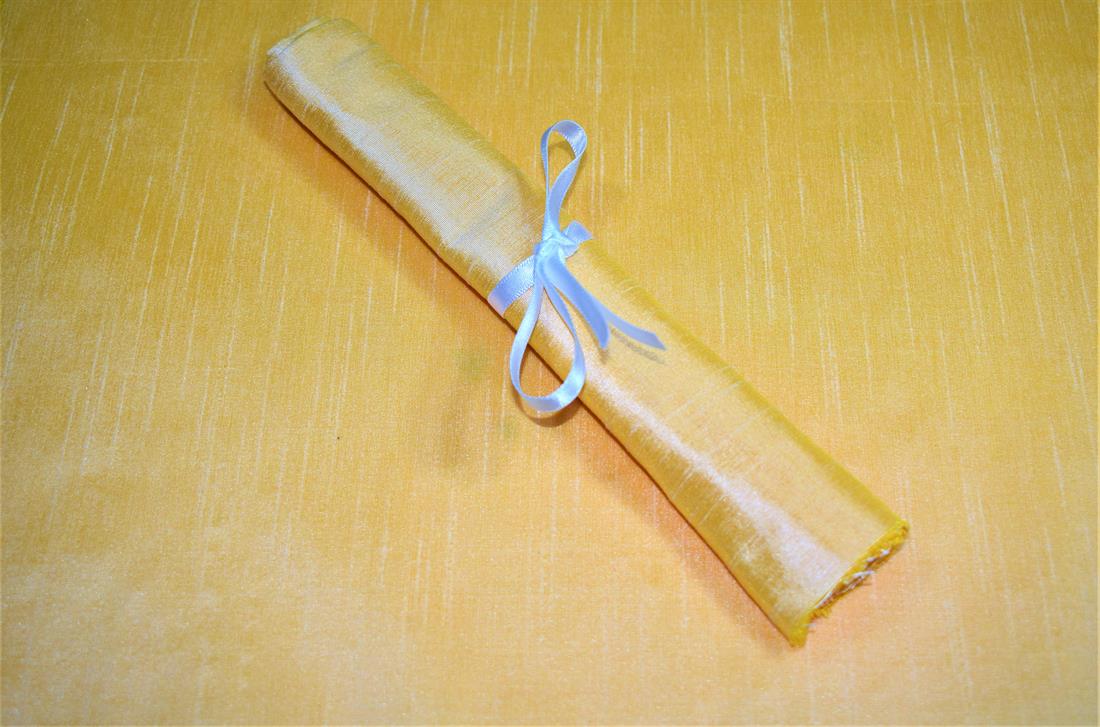 COL 4 Art Dupion Fat Quarters