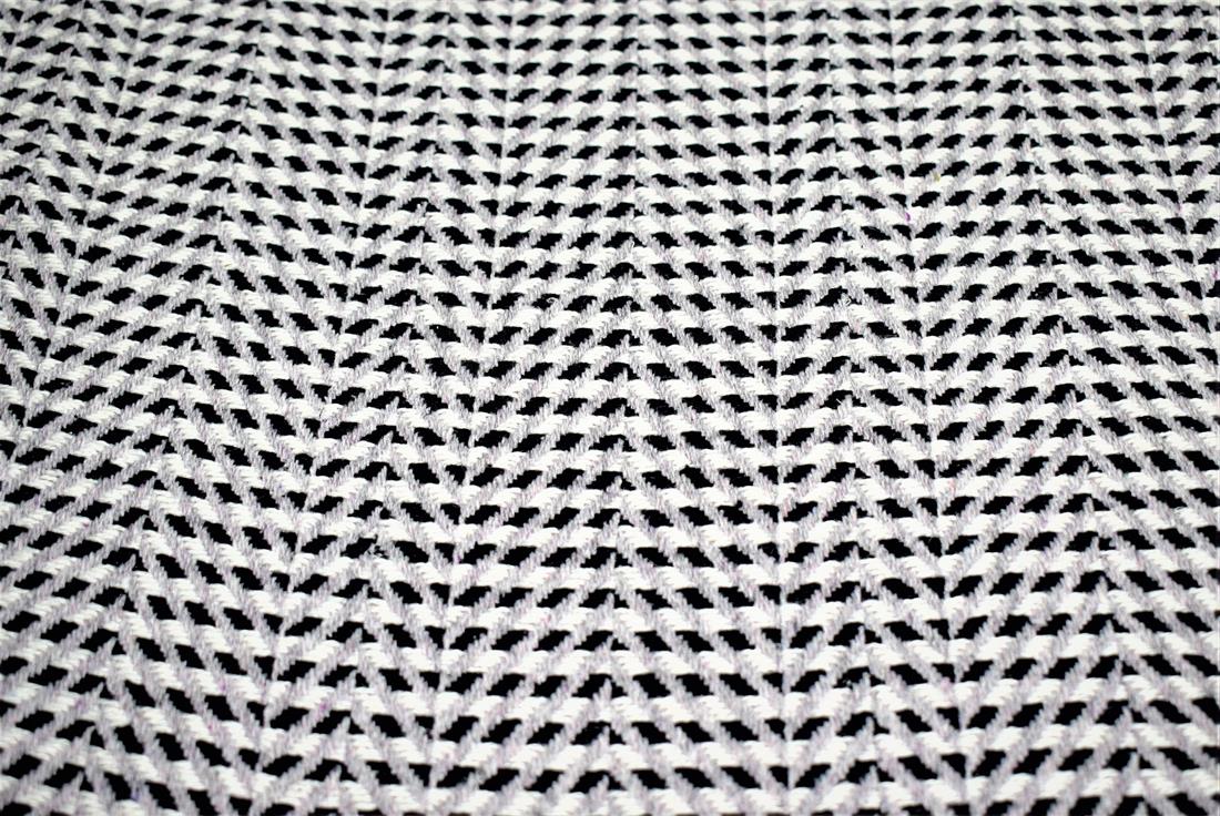 COL 1 Traditional Poly Wool