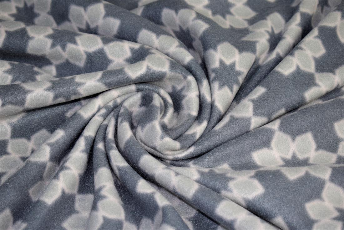 Light Grey Polygon Flower Print