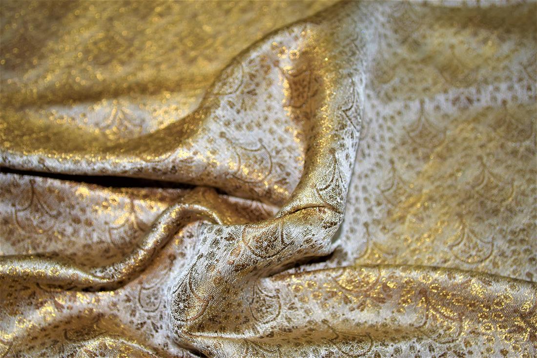 Beige Brocades