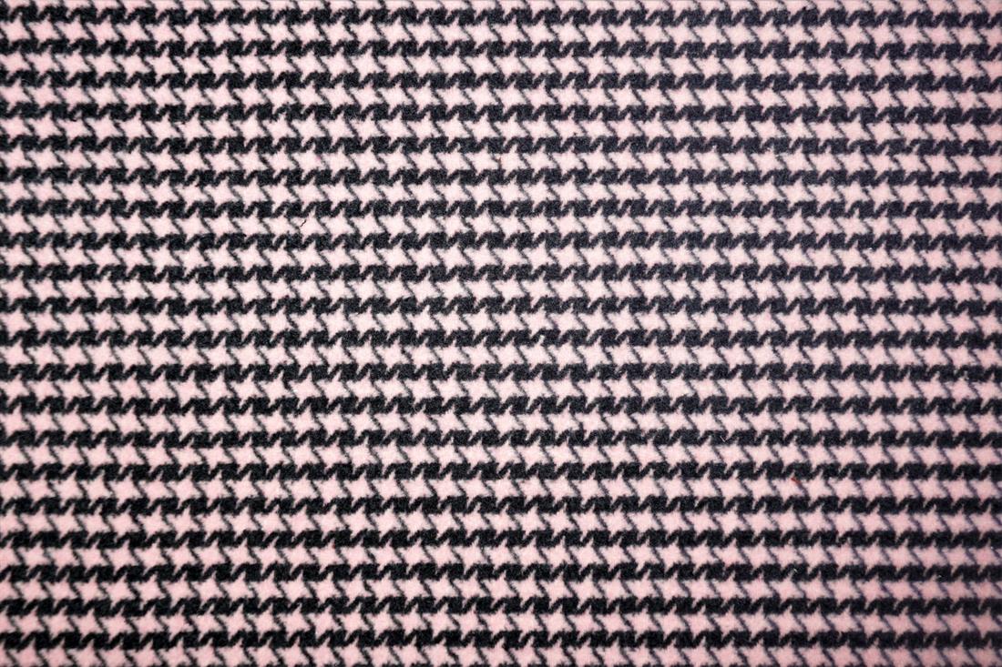 Dark Brown & Pink 2MTR Poly-Wool Bundle