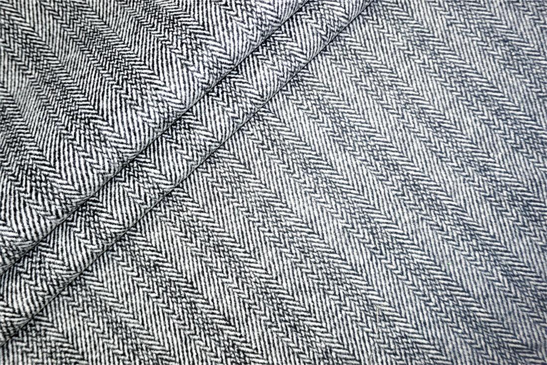 Black & White & Grey 2MTR Poly-Wool Bundle