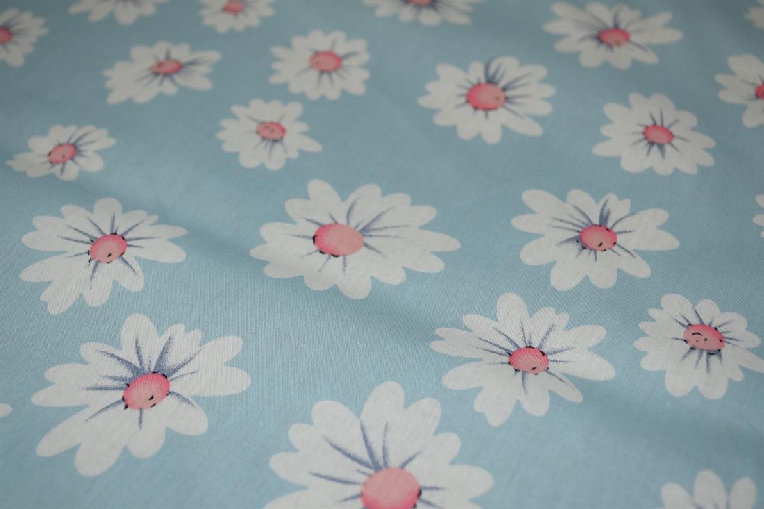 Light Blue Cotton White Daisy