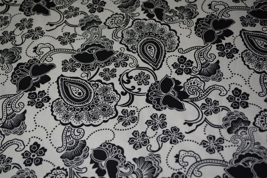White & Black Cotton Flower Pattern Paisley