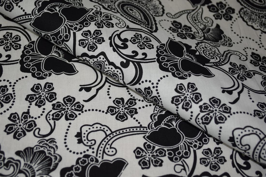 White & Black Cotton Flower Pattern Paisley