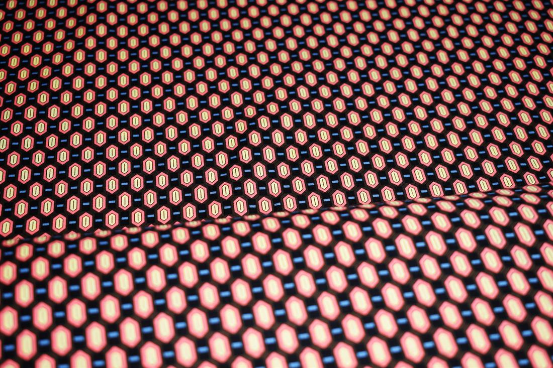 Pink Cotton Lawn -geometric Diamond